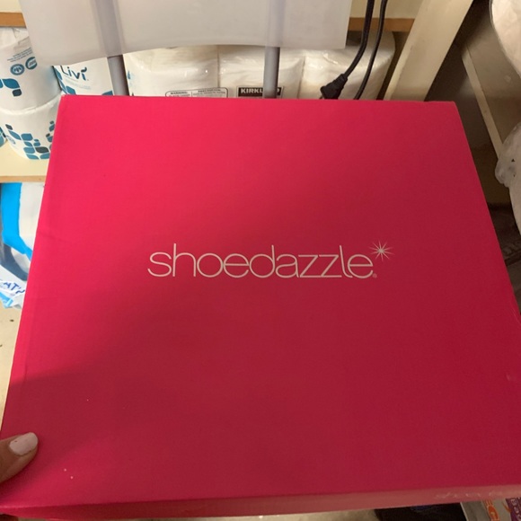 Boots - Picture 8 of 9